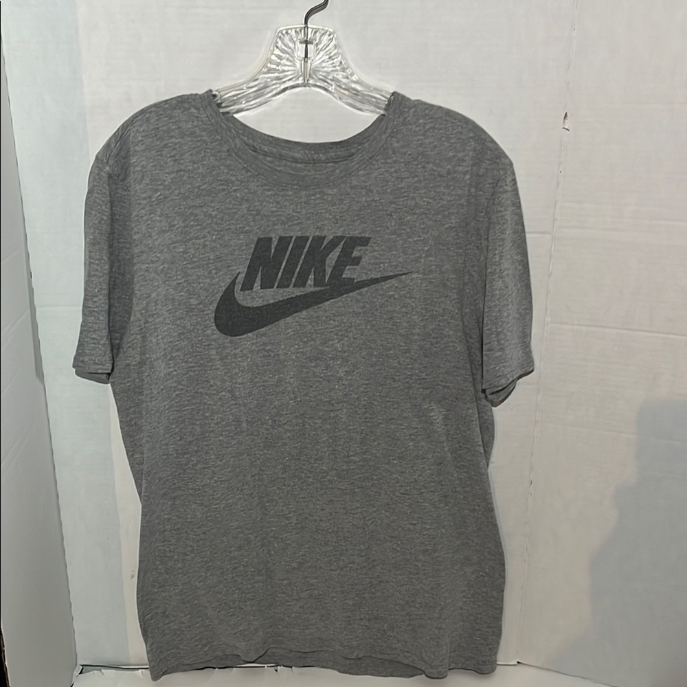 Nike Gray Short Sleeve Tees Athletic Casual